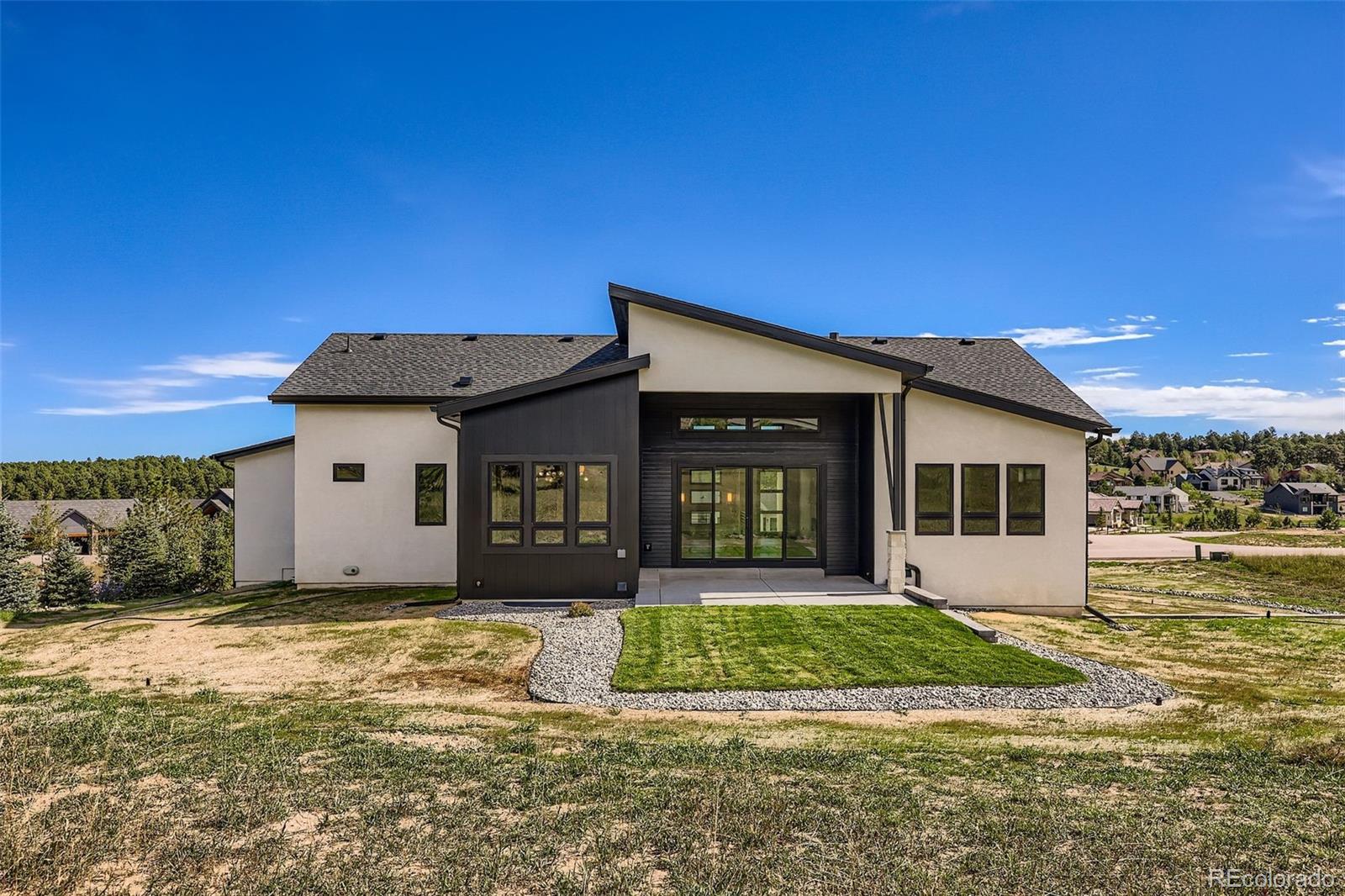 3826 Pinehurst Circle