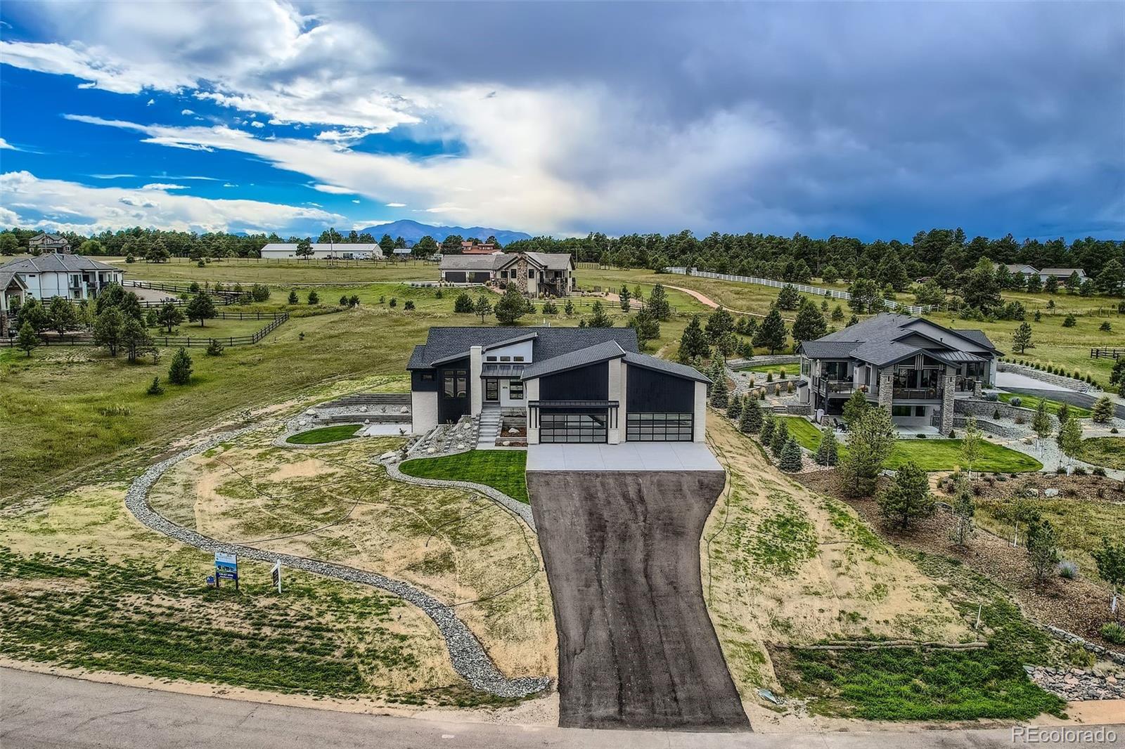 3826 Pinehurst Circle