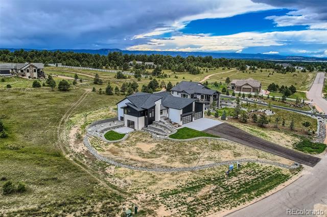 3826 Pinehurst Circle