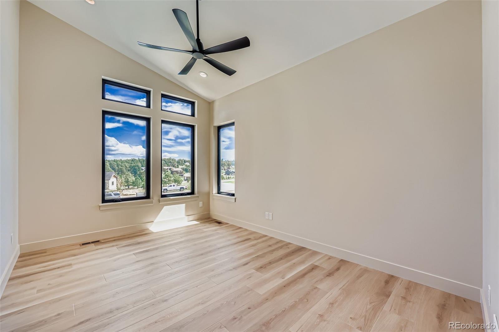 3826 Pinehurst Circle