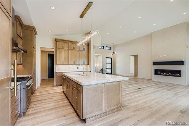3826 Pinehurst Circle