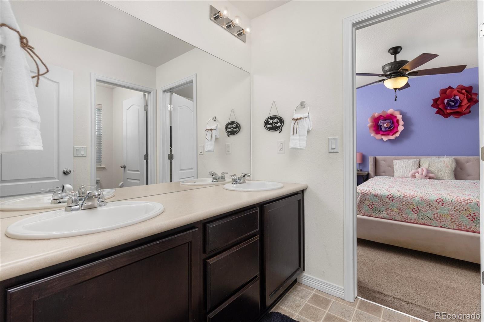 15446 Coopers Hawk Way