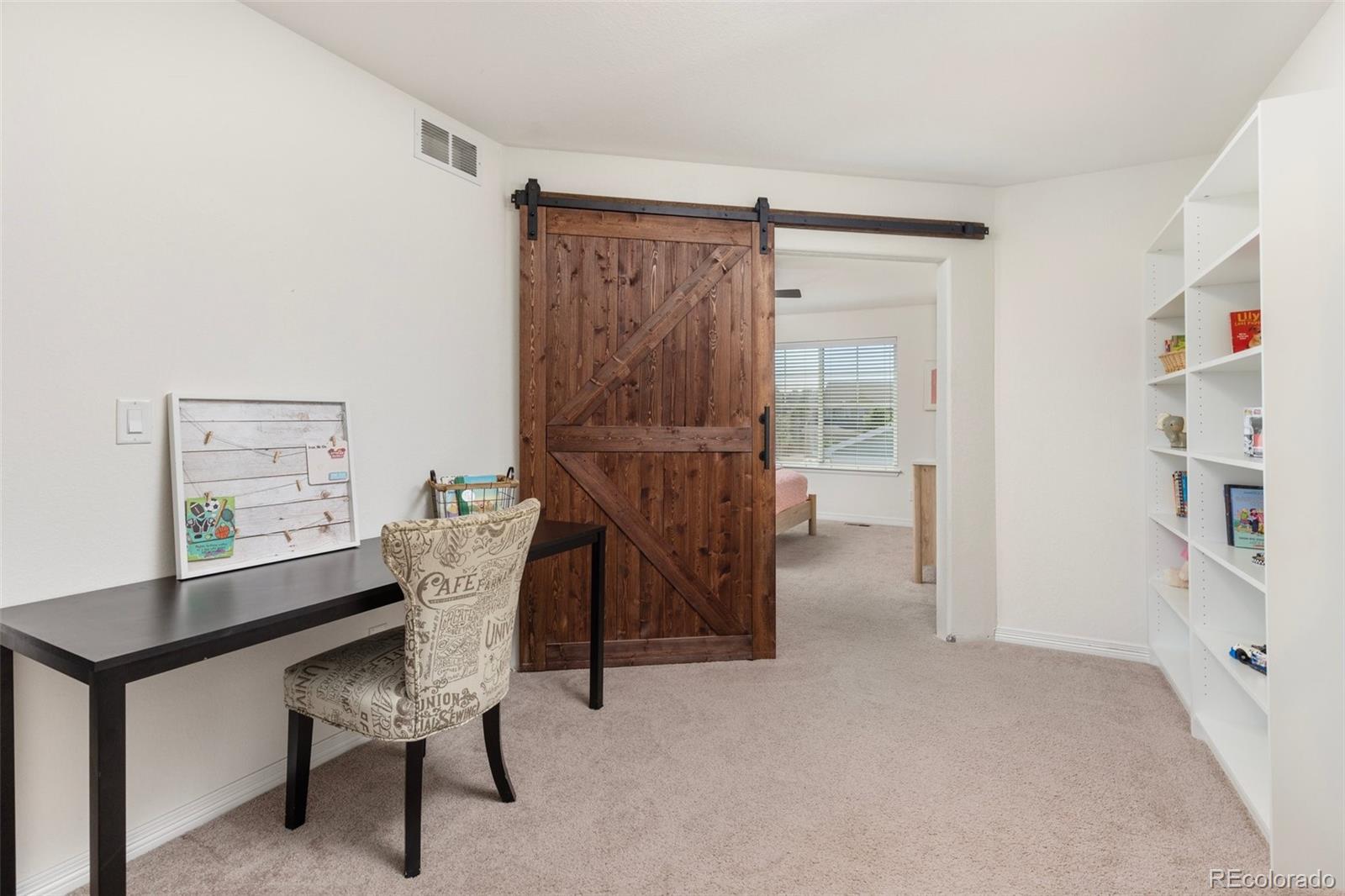15446 Coopers Hawk Way