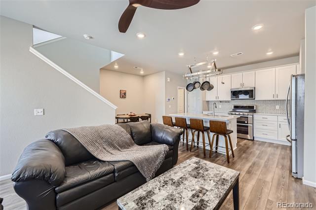 13815 Vispo Way