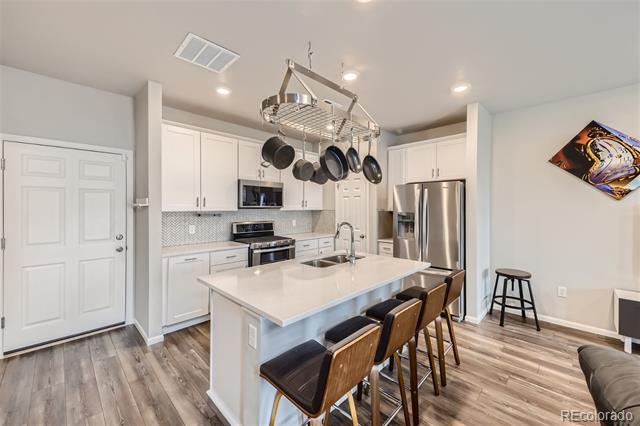 13815 Vispo Way