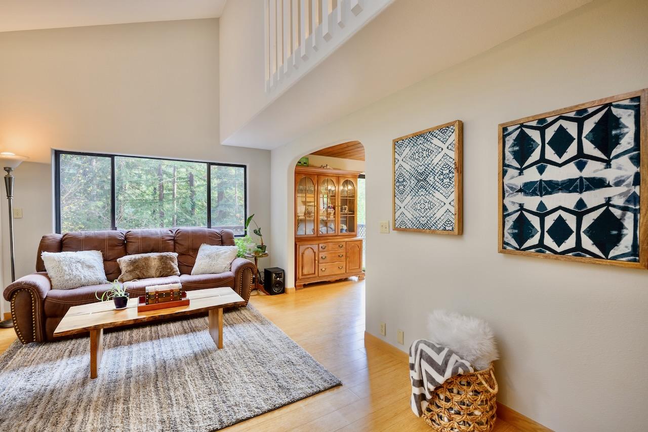 425 Valley View Avenue