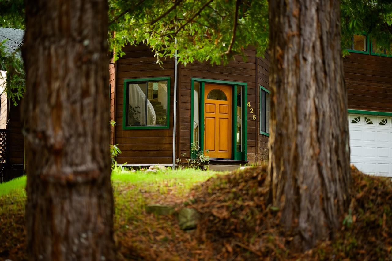 425 Valley View Avenue