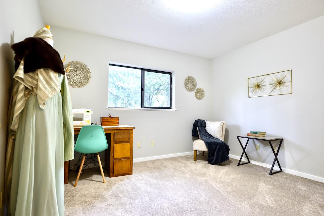 425 Valley View Avenue