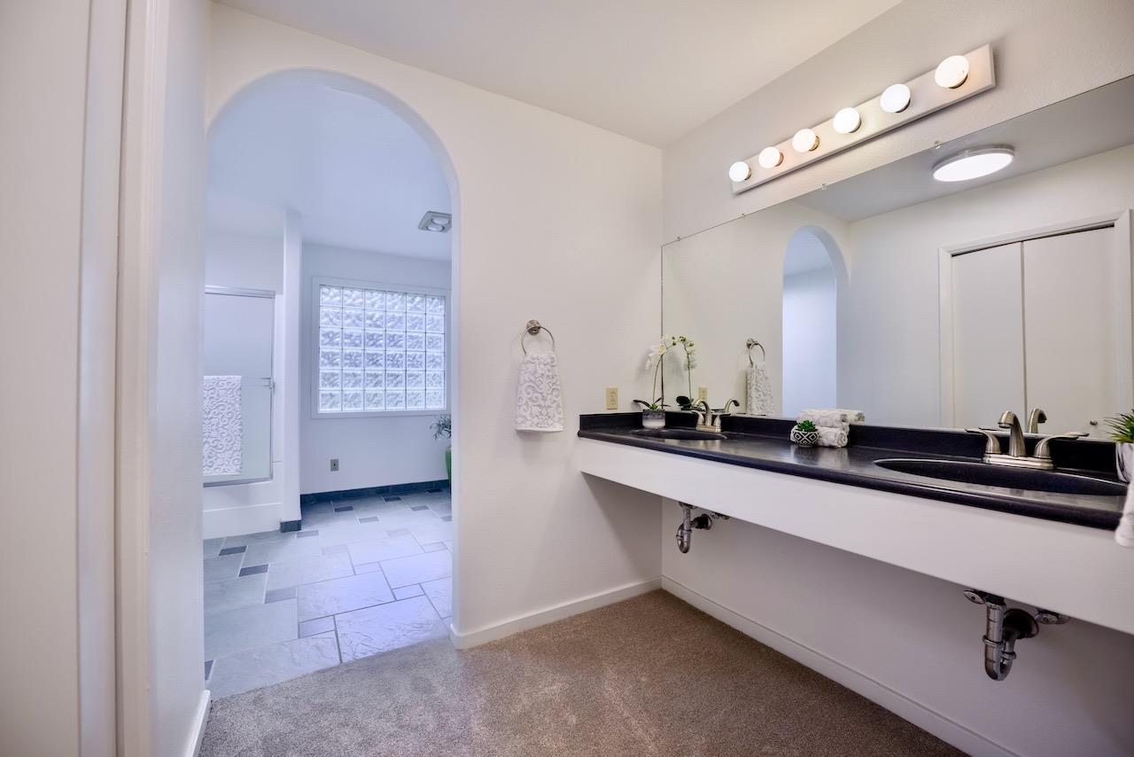 425 Valley View Avenue