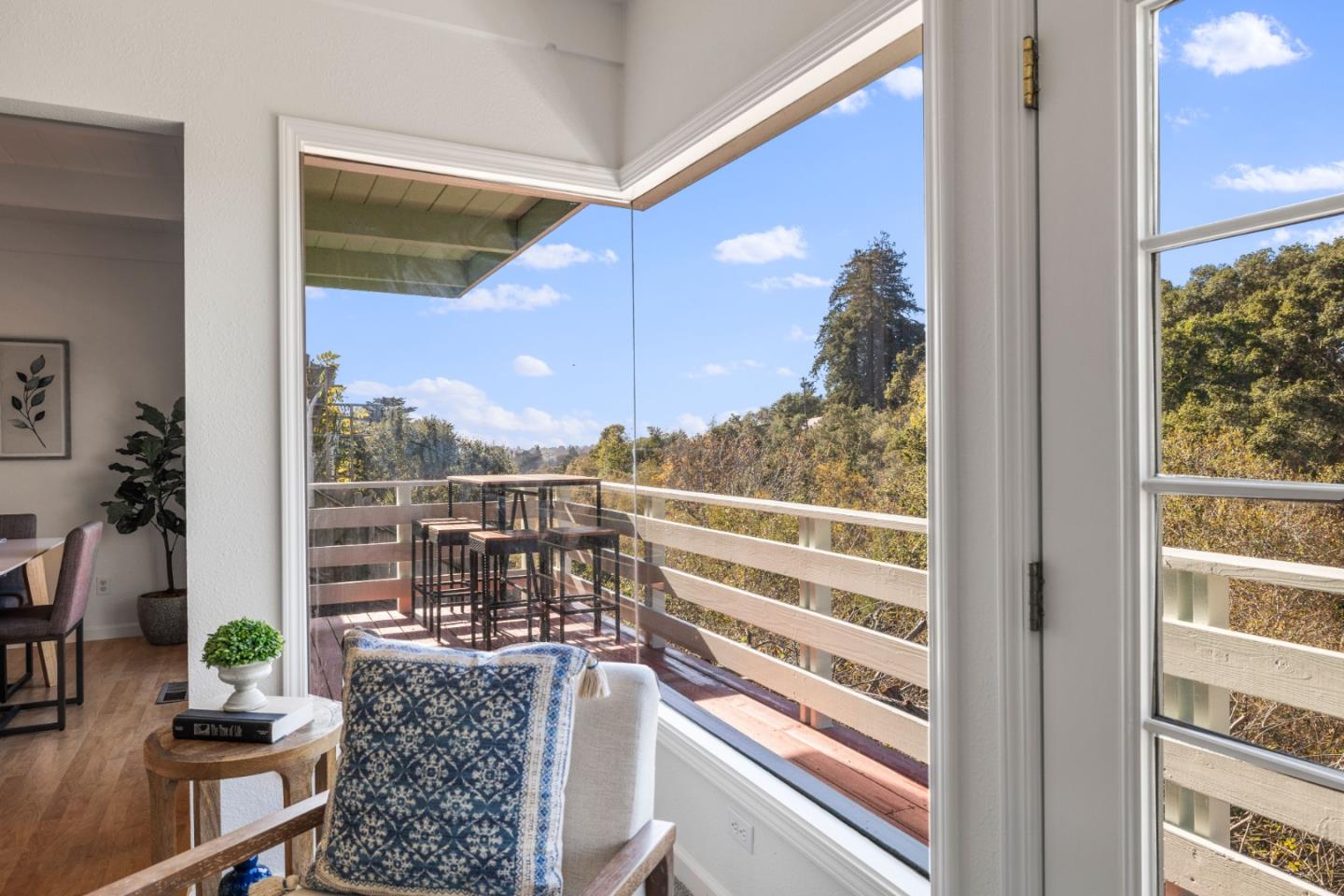 3345 Crystal Heights Drive