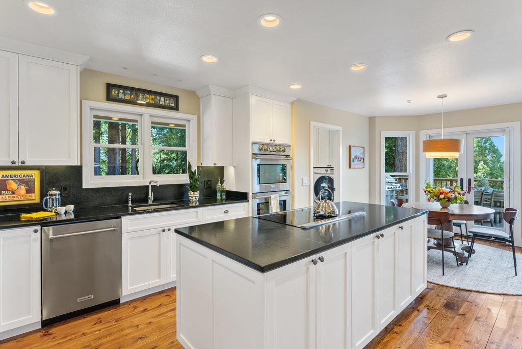 1205 Roberts Road