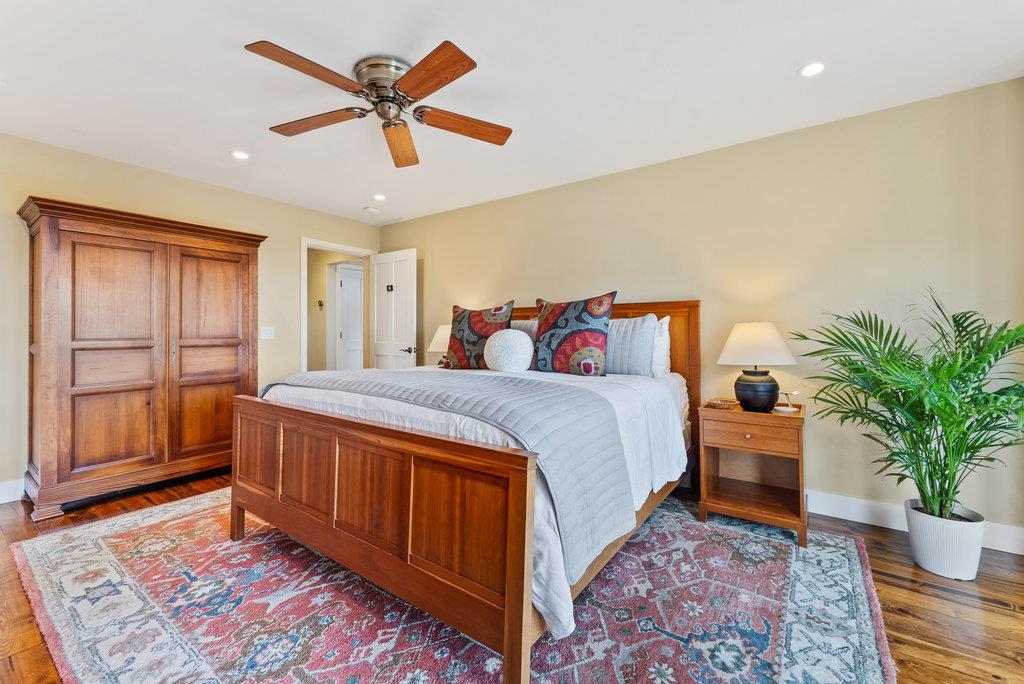 1205 Roberts Road