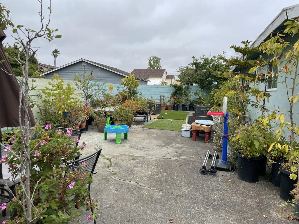 813 -815 Windham Street