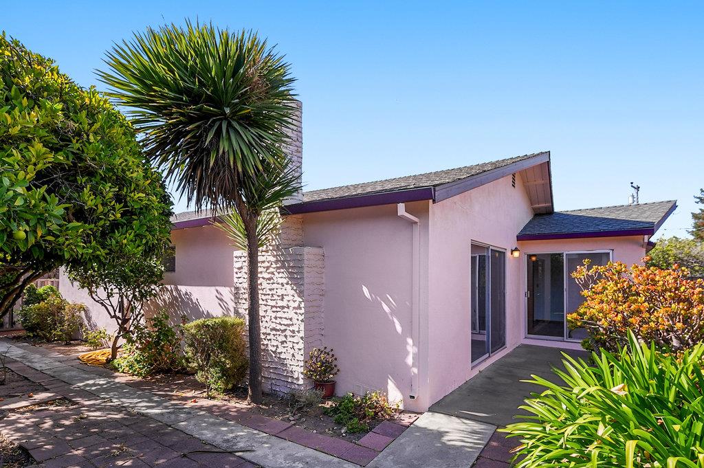3890 Reposa Avenue
