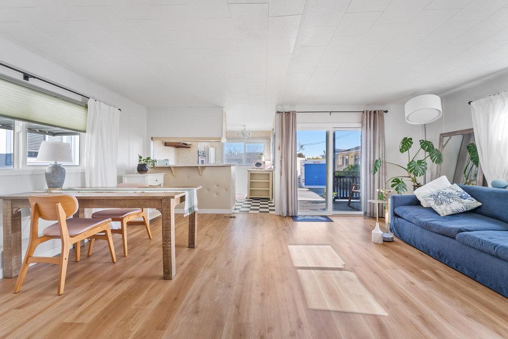 1555 Merrill St Unit: 121