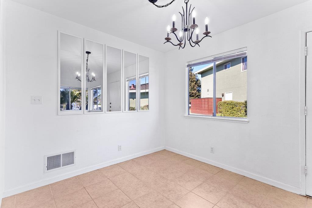 4415 Diamond Street 3