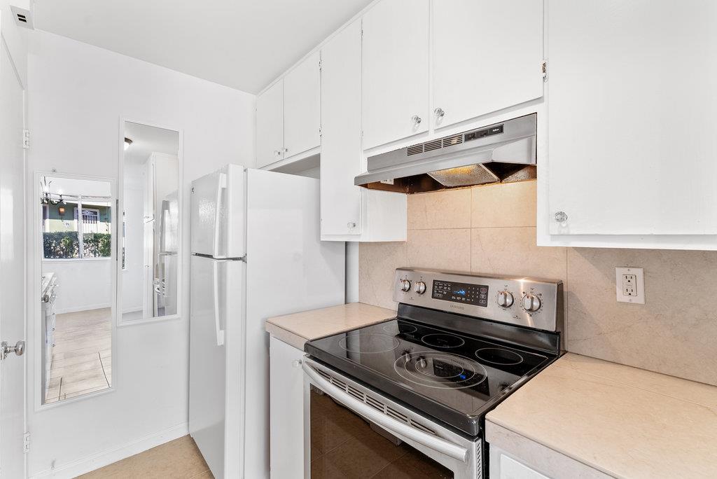 4415 Diamond Street 3