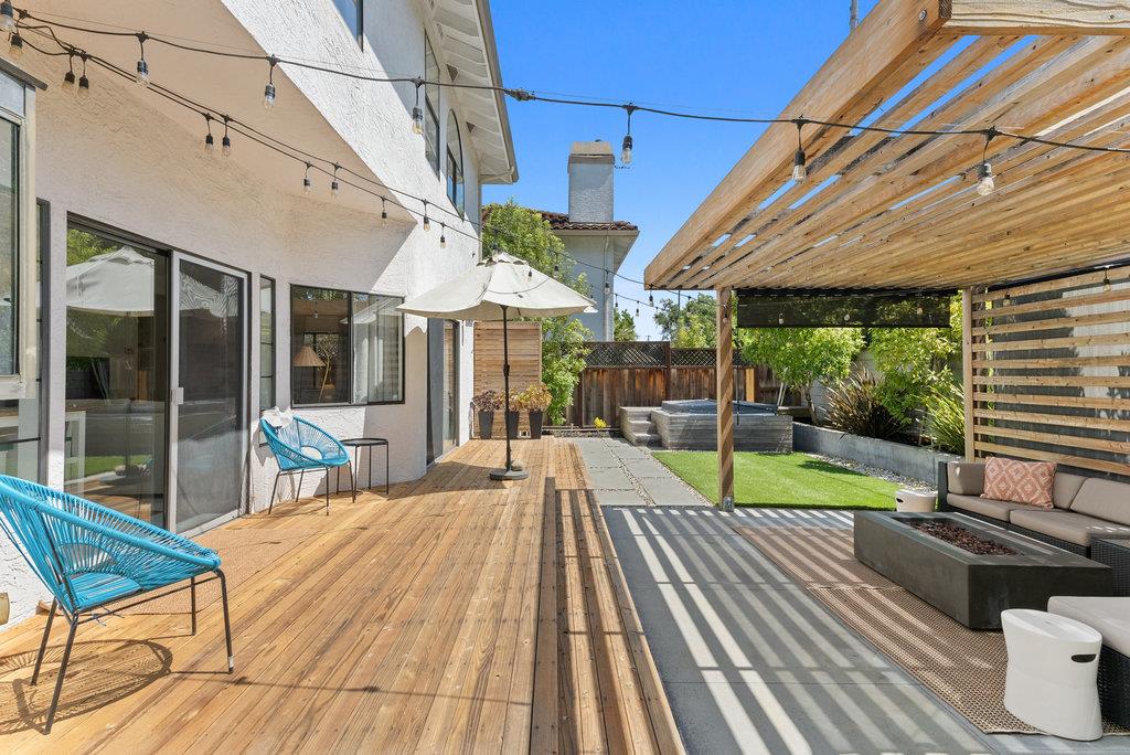 4445 Esta Lane