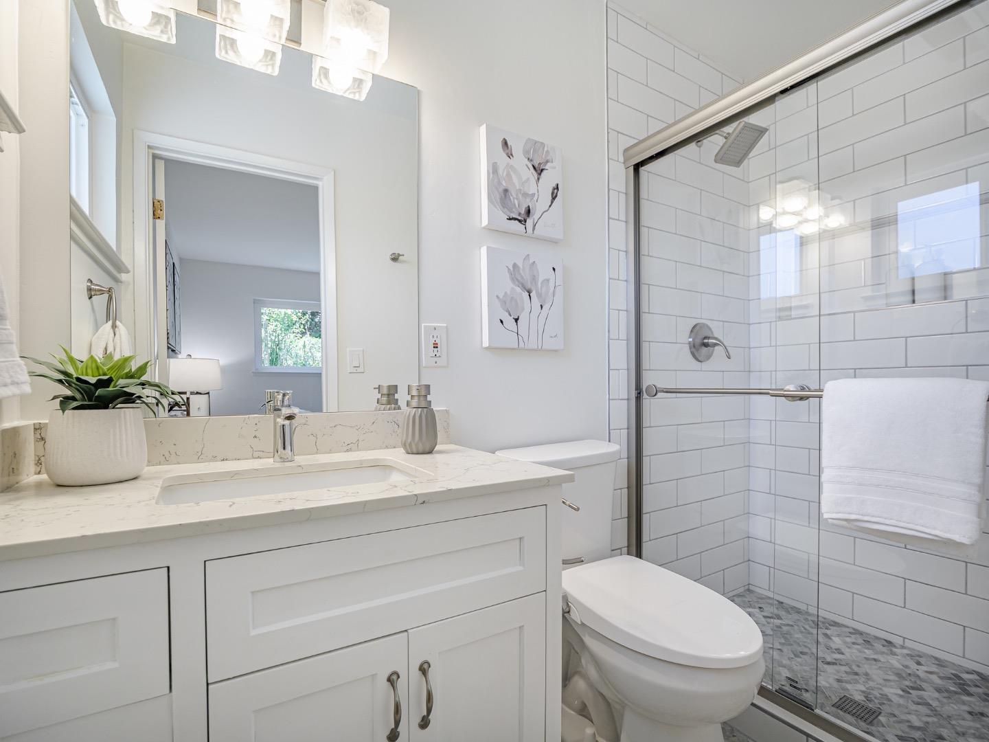 1858 Sommerfeld Avenue