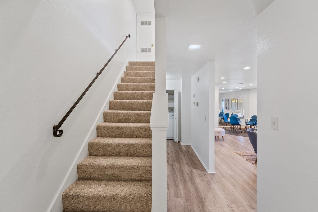 1582 Dolphin Drive