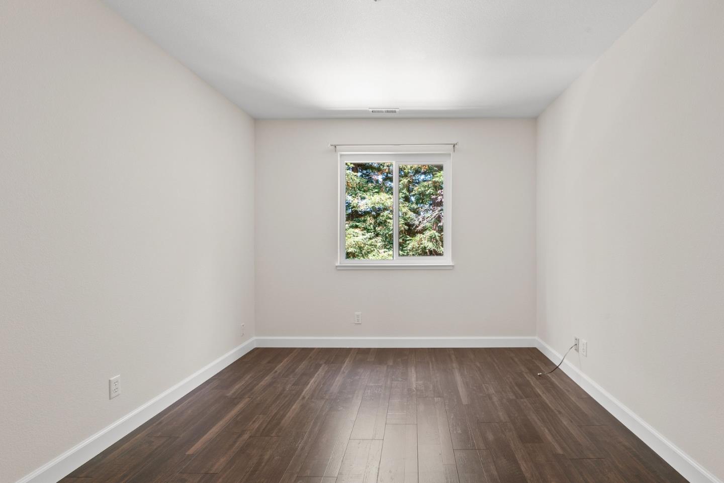 205 Sidesaddle Circle