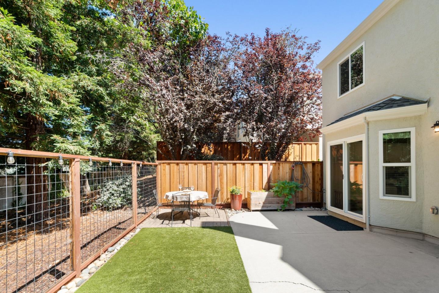 205 Sidesaddle Circle