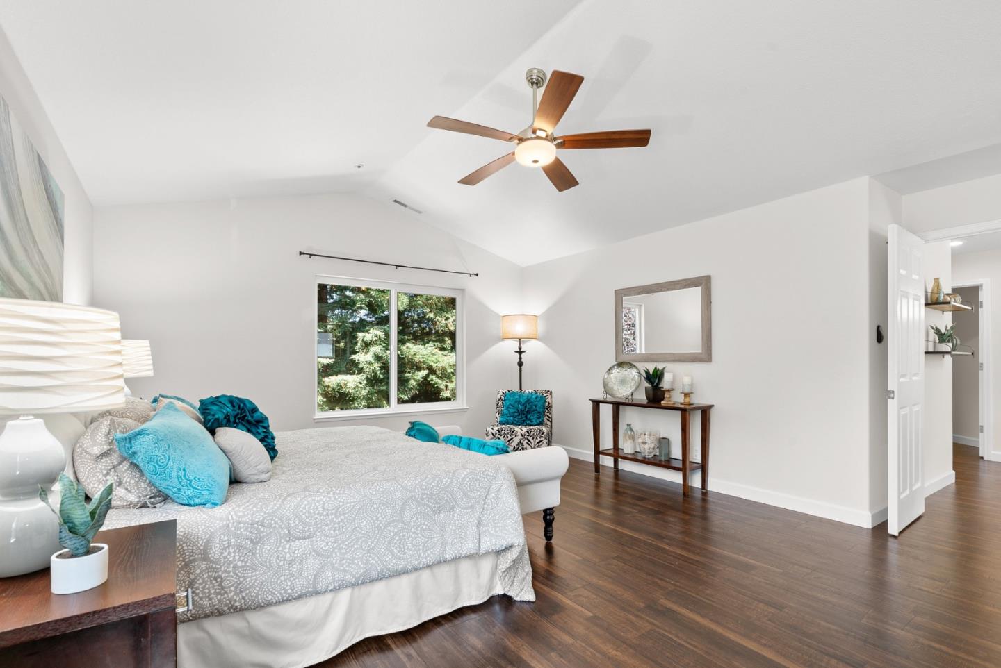 205 Sidesaddle Circle