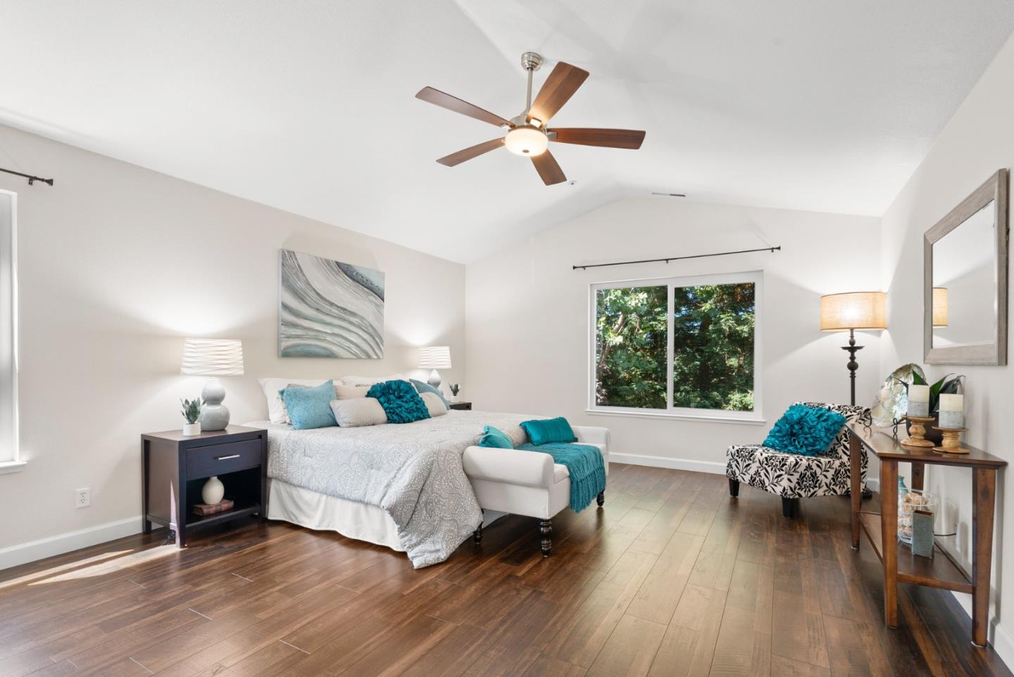 205 Sidesaddle Circle