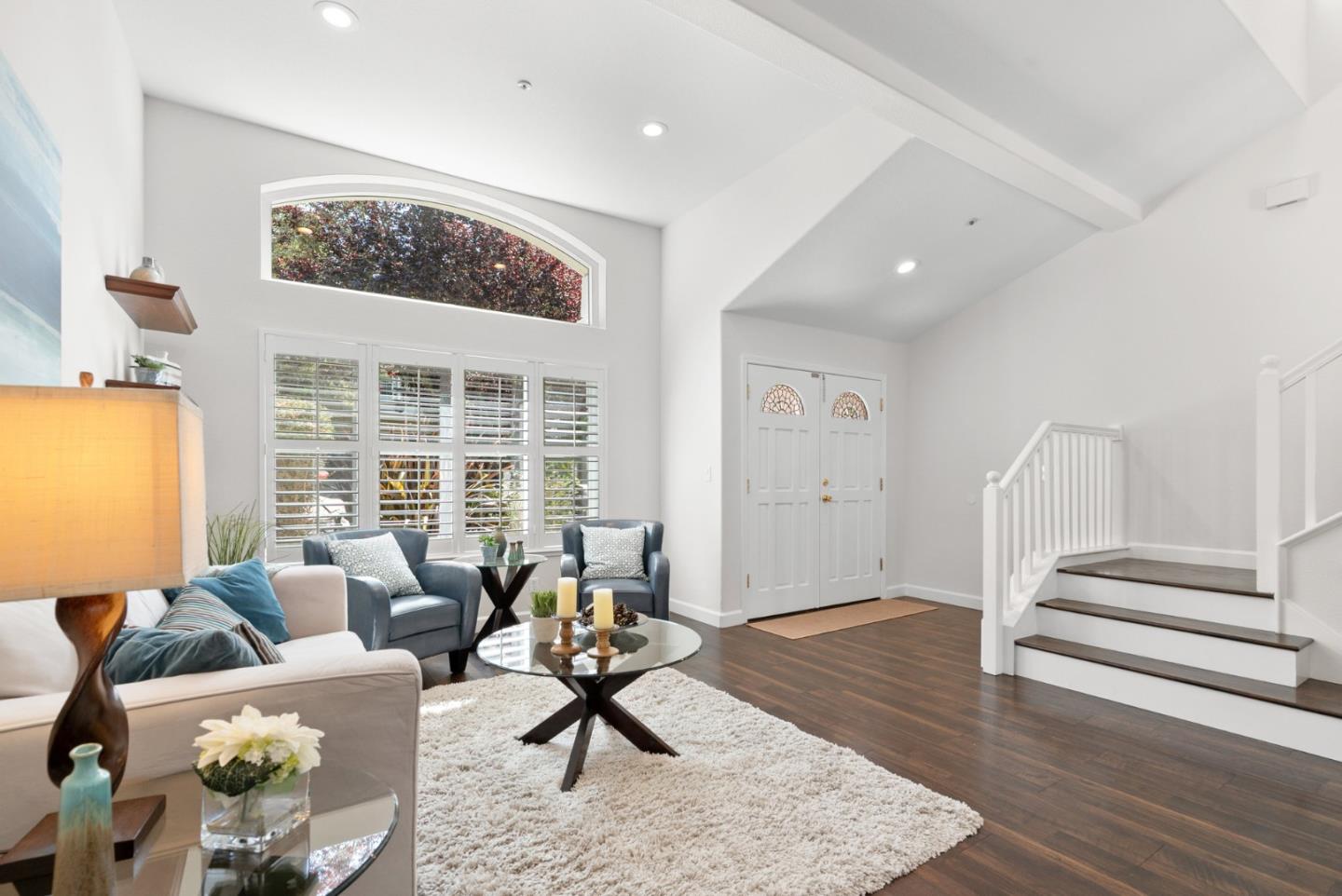 205 Sidesaddle Circle