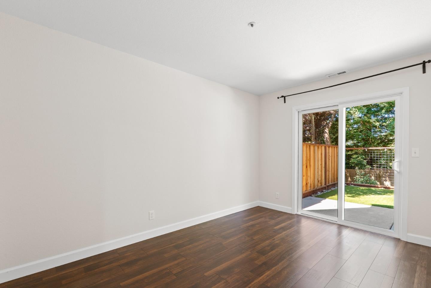 205 Sidesaddle Circle