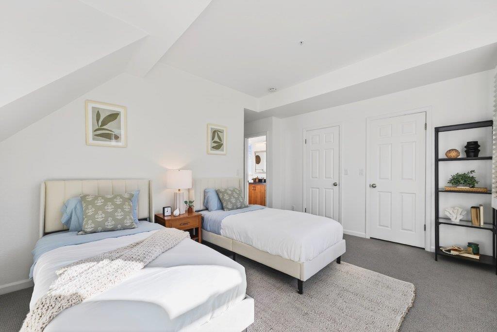 1055 Nobel Drive