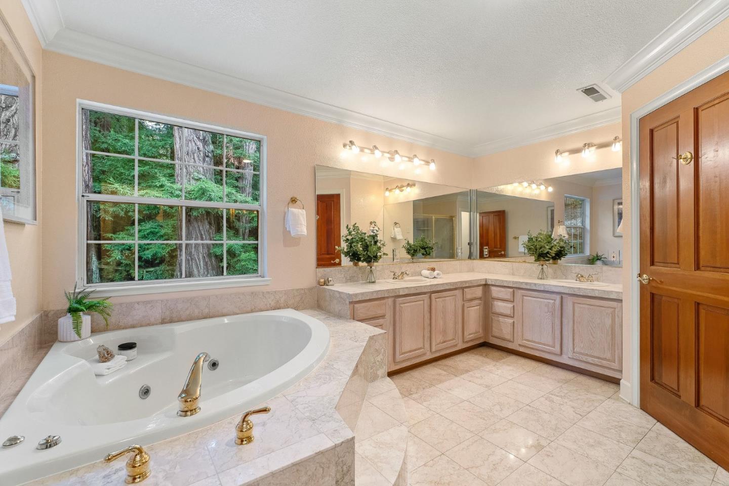 241 Southwood Drive