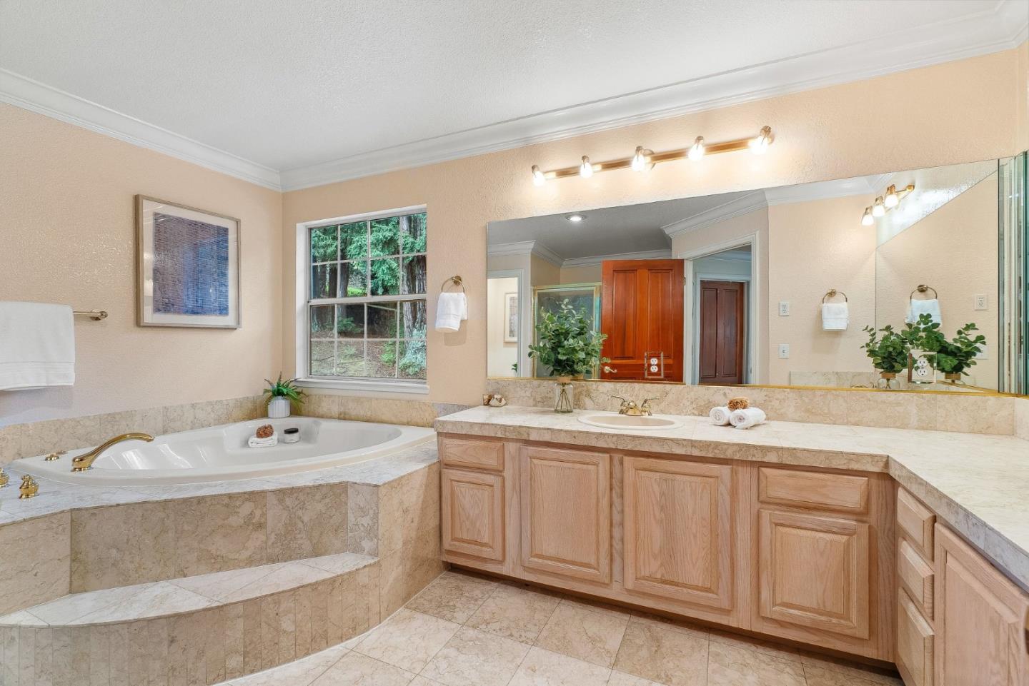 241 Southwood Drive