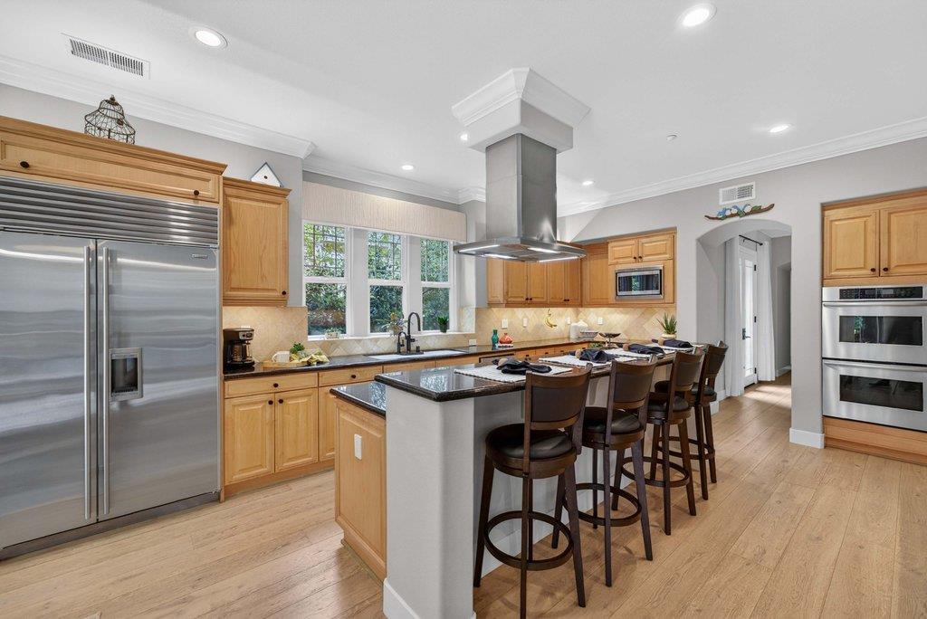 121 Palomino Way
