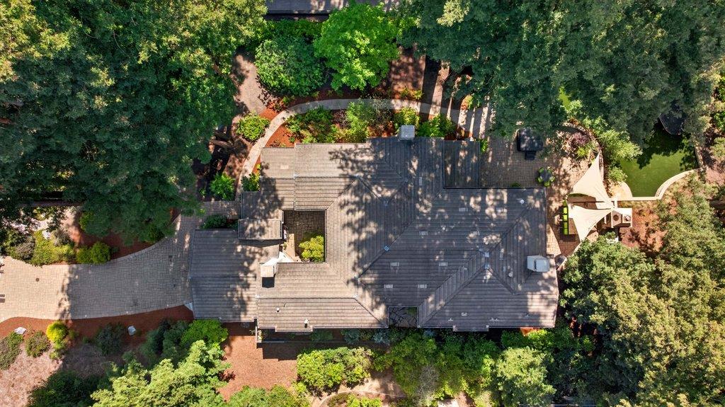 121 Palomino Way