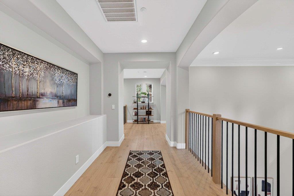 121 Palomino Way