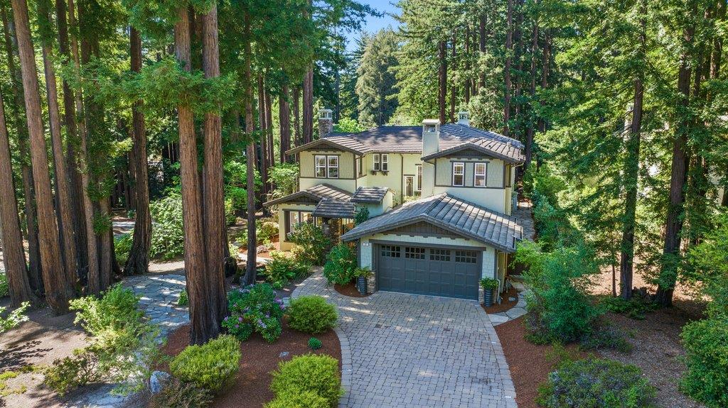 121 Palomino Way