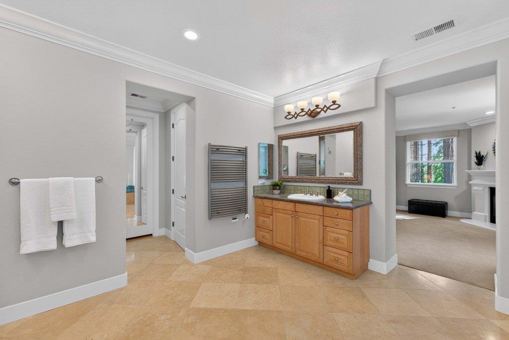 121 Palomino Way