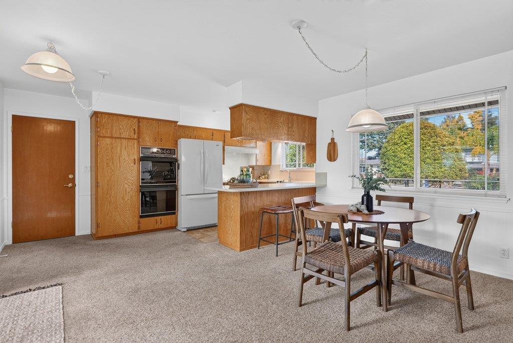 2201 40th AVE