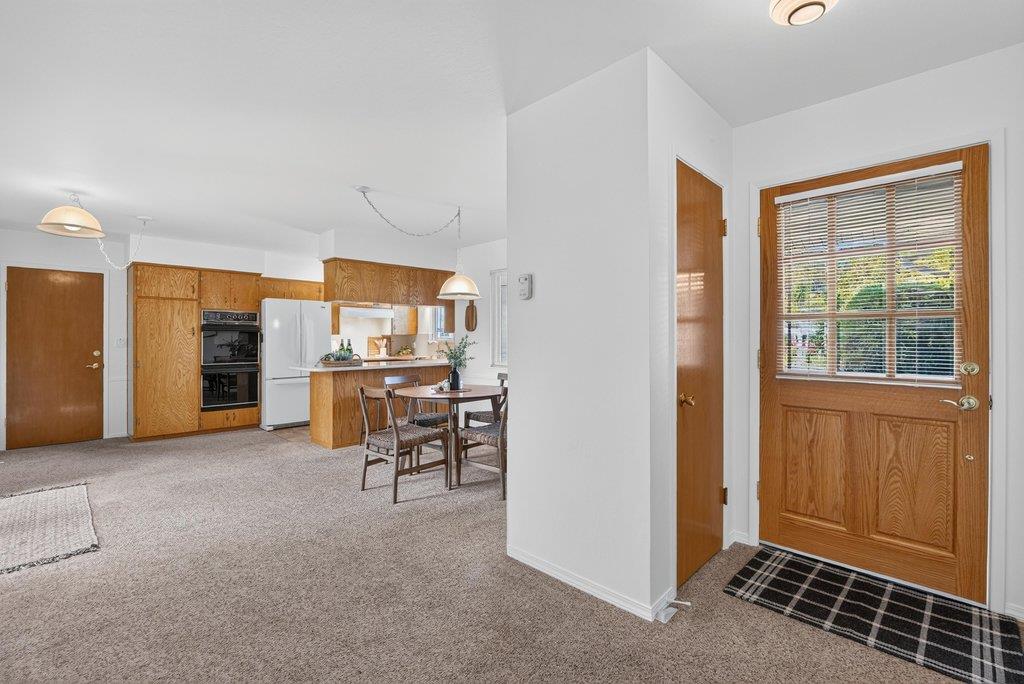 2201 40th AVE
