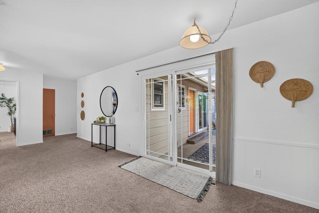 2201 40th AVE