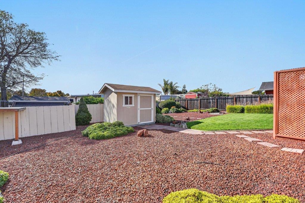 2201 40th AVE
