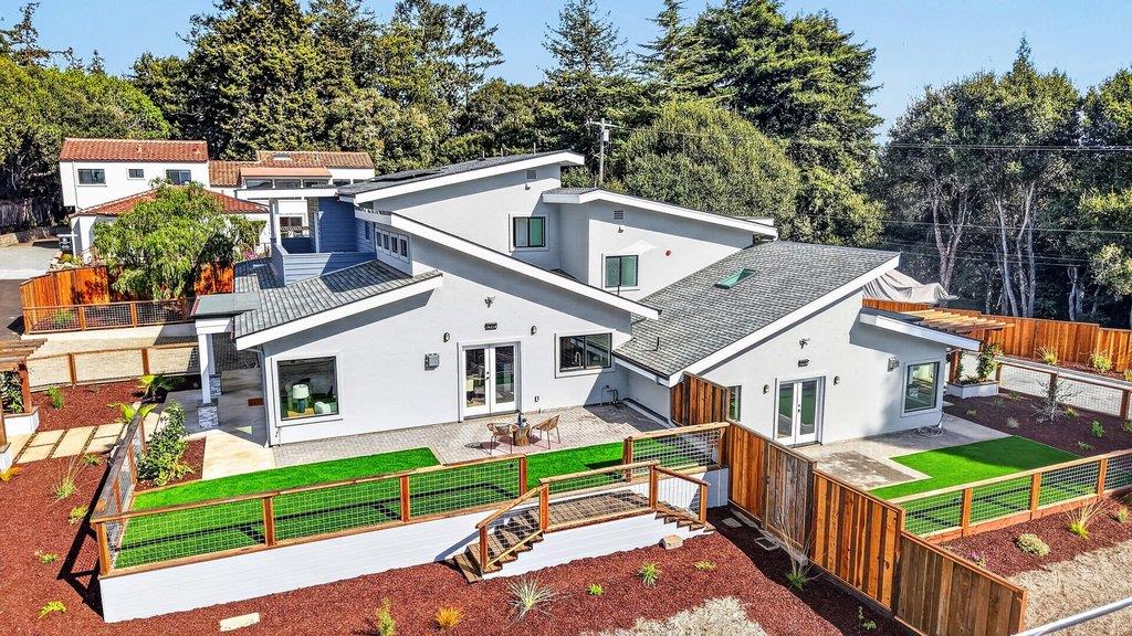 7431 Mesa Dr A B Aptos CA