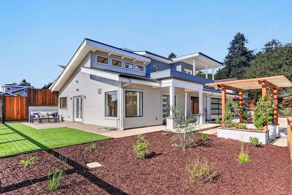 7431 Mesa DR