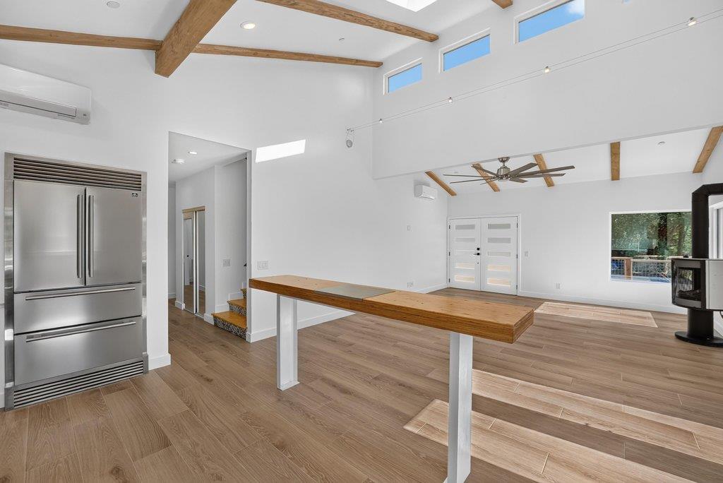 7431 Mesa DR
