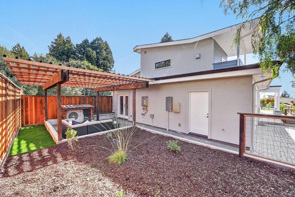 7431 Mesa DR