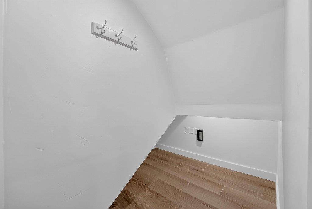 7431 Mesa DR