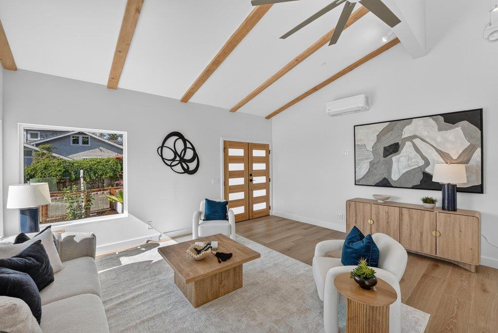 7431 Mesa DR