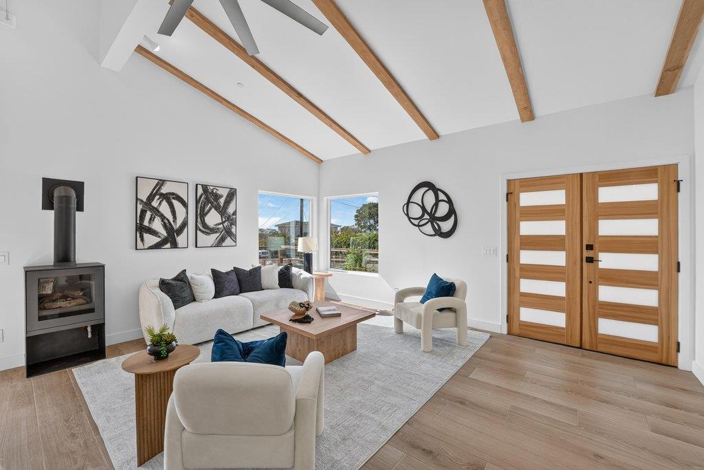 7431 Mesa DR
