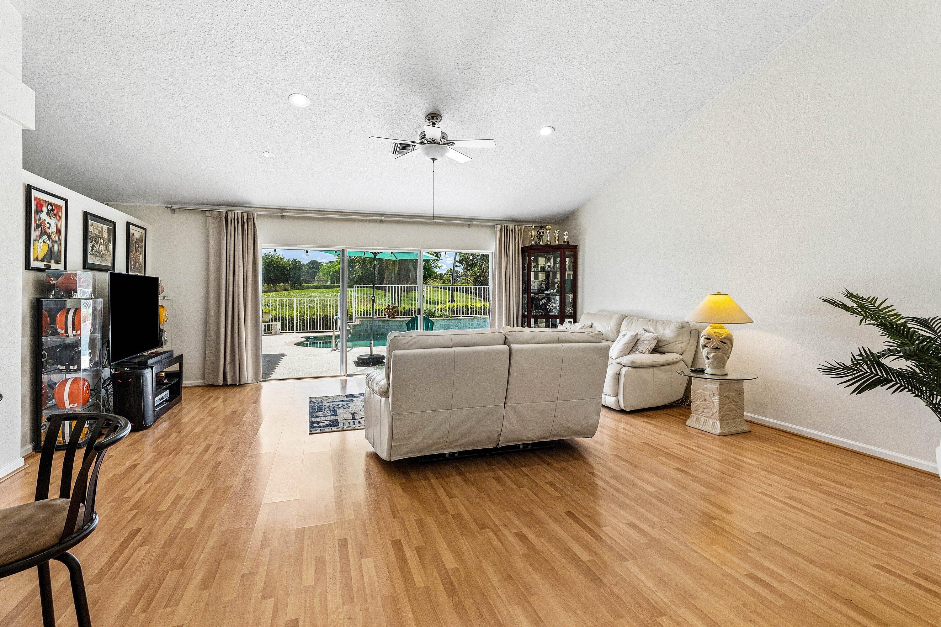 6019 Wedgewood Village Circle
